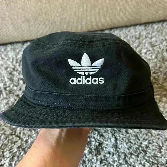 adidas Originals Washed Bucket Hat Black - Picture 1 of 3